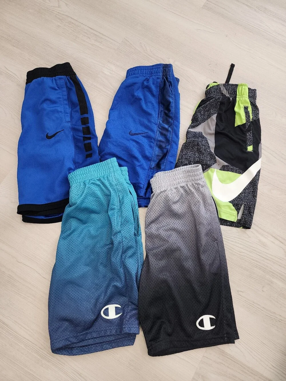 Nike Champion Bundle Of 5 Boys Shorts Sizes Medium And Large
